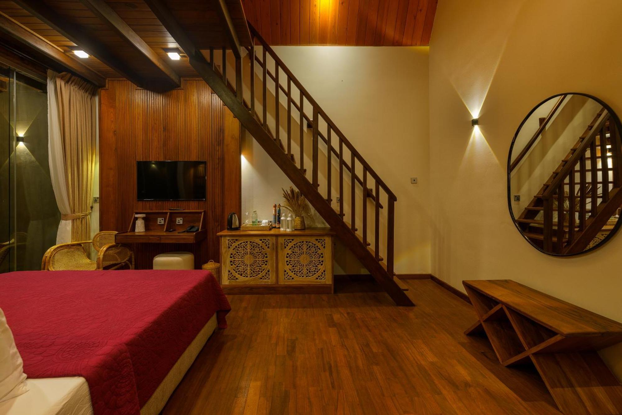 Majentra Ella Hotel ภายนอก รูปภาพ
