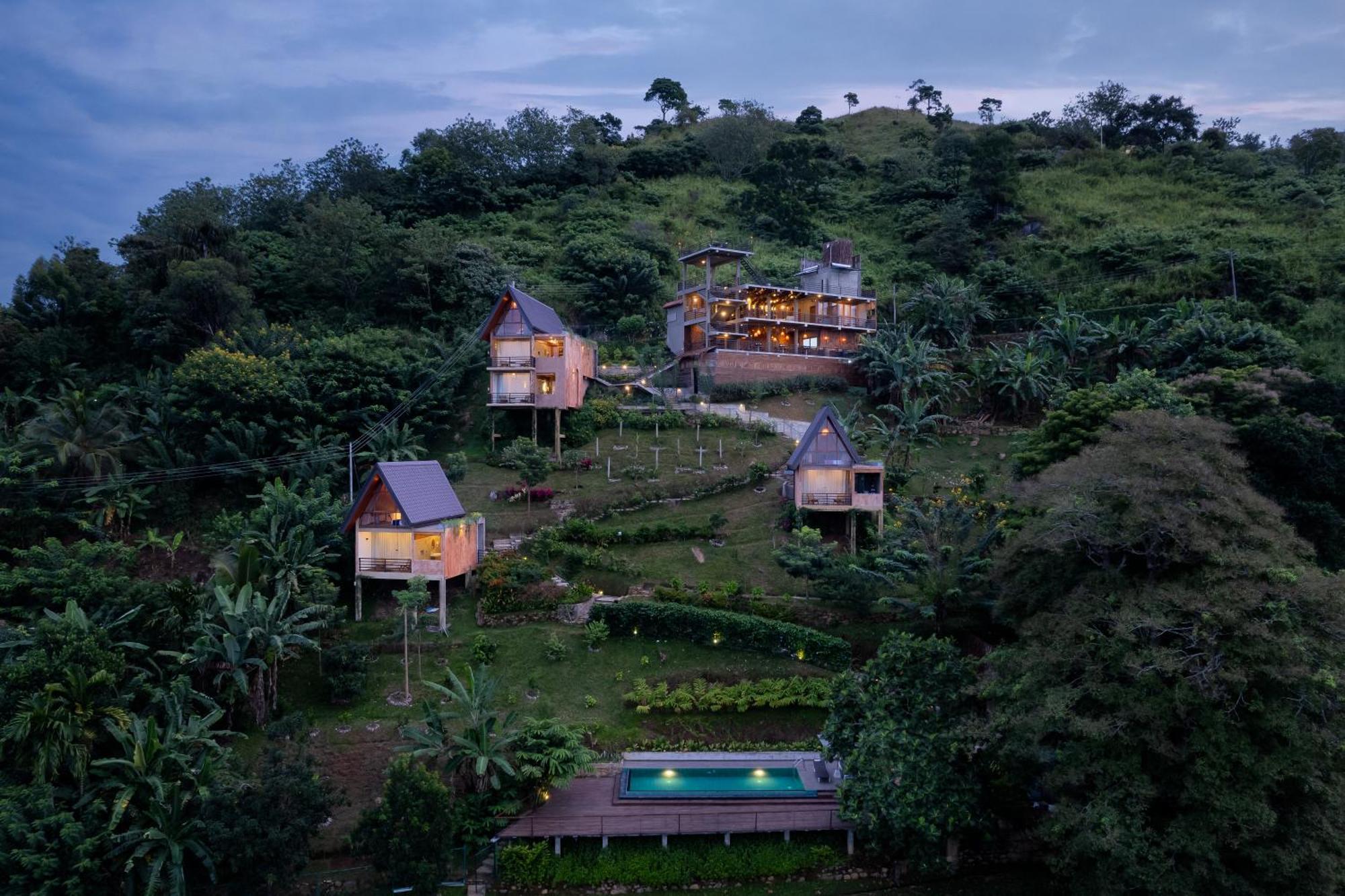 Majentra Ella Hotel ภายนอก รูปภาพ
