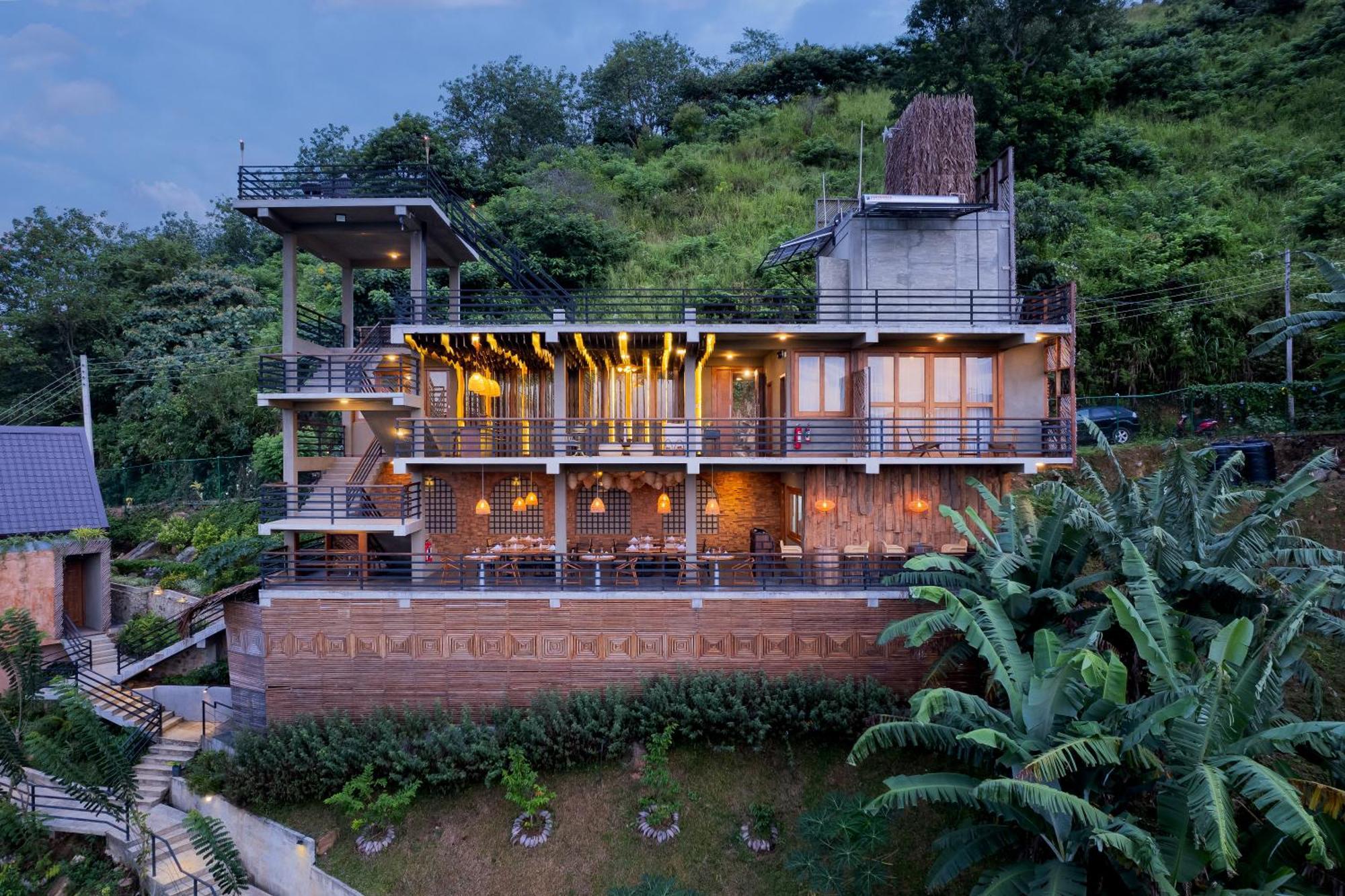 Majentra Ella Hotel ภายนอก รูปภาพ