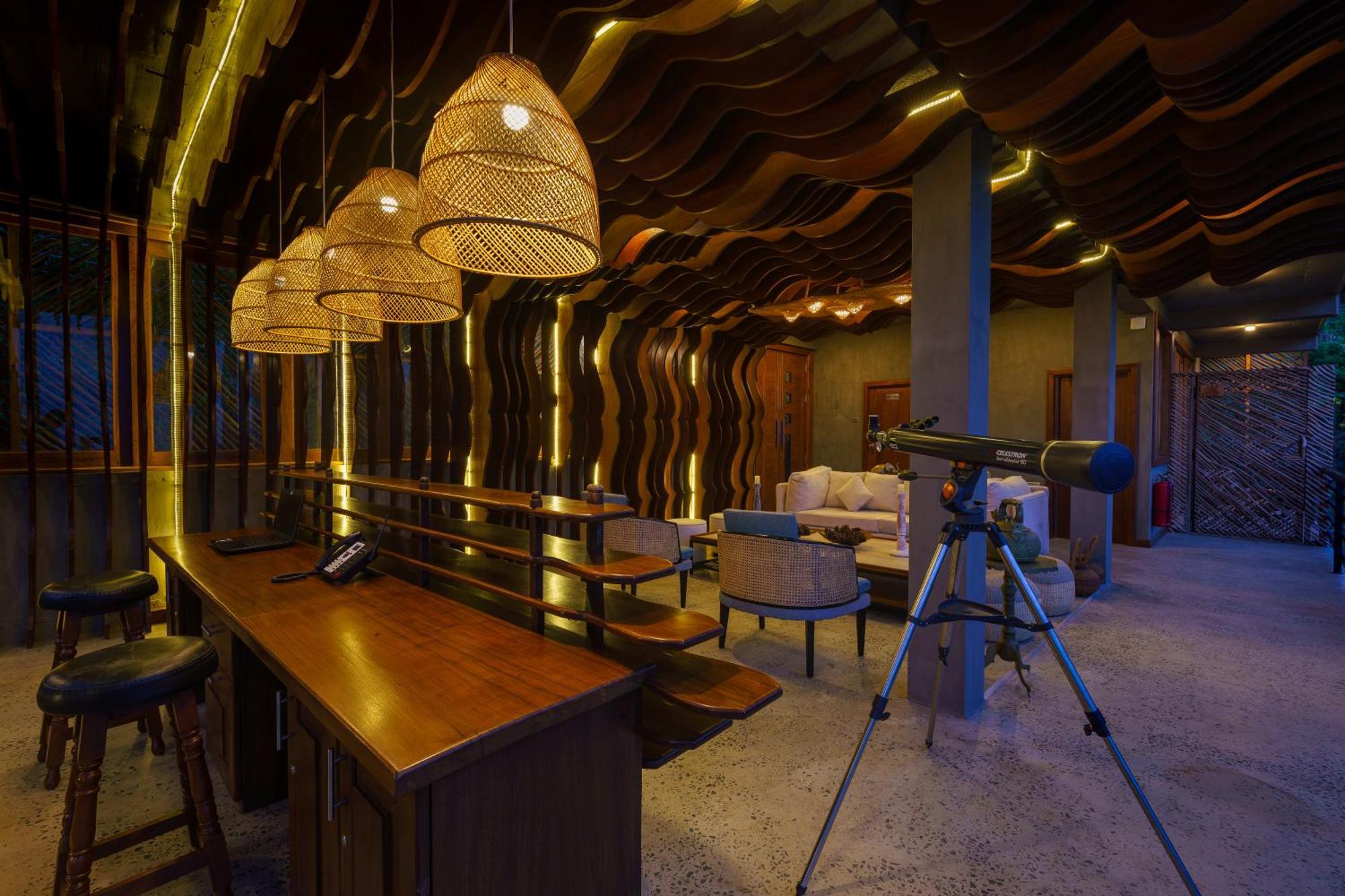 Majentra Ella Hotel ภายนอก รูปภาพ